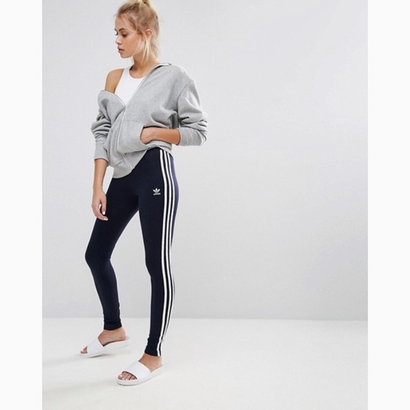 Adidas Originals three stripe navy leggings NWT - Picture 3 of 8